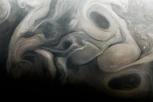 شبح در سیاره مشتری | ناسا تصویری عجیب را منتشر کرد