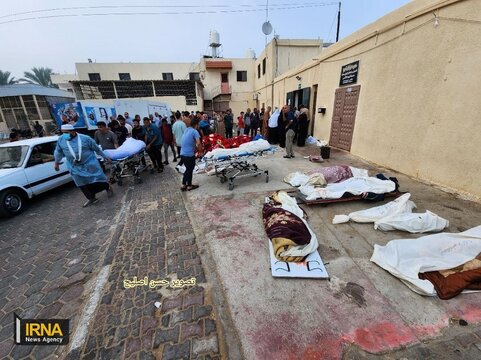 تصاویری از وداع با شهدای حملات شب گذشته ارتش رژیم صهیونیستی به مرکز نوار غزه