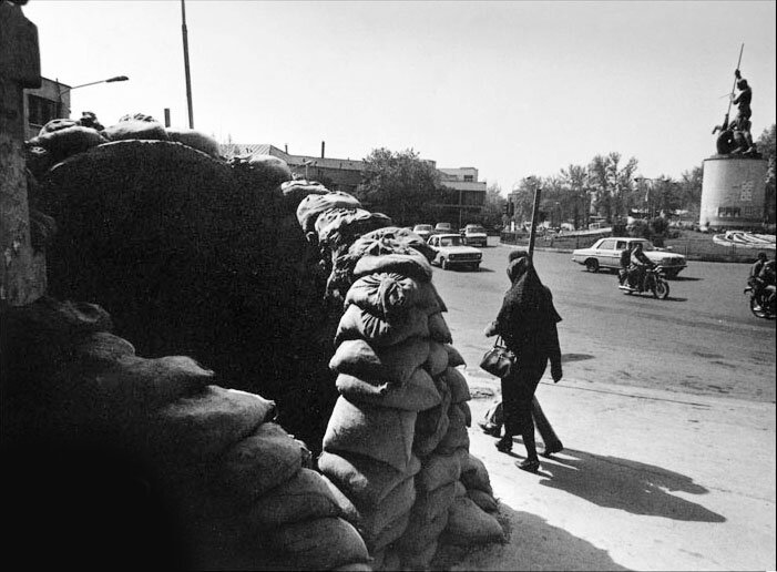 اژدهاکشی در میدان اسبدوانی! | بلژیکیها شاهنامه را بازآفرینی کردند