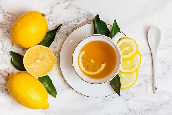 ۵ مزیت چای لیمو که شما را شگفت زده می‌کند | با چای لیمو احتمال ابتلا به آنفلوآنزا را کاهش دهید | با عوارض جانبی این چای آشنا شوید