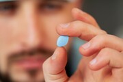ویاگرا یا سیلدنافیل: قرص کوچک آبی برای ناتوانی جنسی مردان