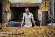ما ایرانی‌ها چند کیلو نان می‌خوریم ؛ آماری شگفت‌انگیز از مصرف سرانه نان در ایران | لواش، تافتون، بربری یا سنگک ؛ مردم کدام نان را بیشتر مصرف می‌کنند؟