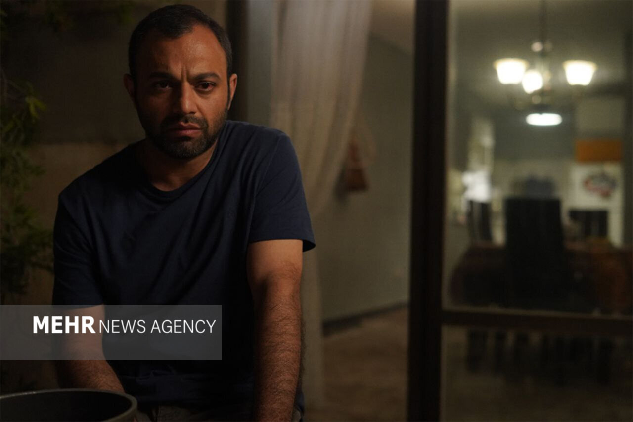 تصاویر | ماجرای عشق گمشده صابر ابر و سارا بهرامی | اشتباه کردیم فیلم را به جشنواره فجر فرستادیم!