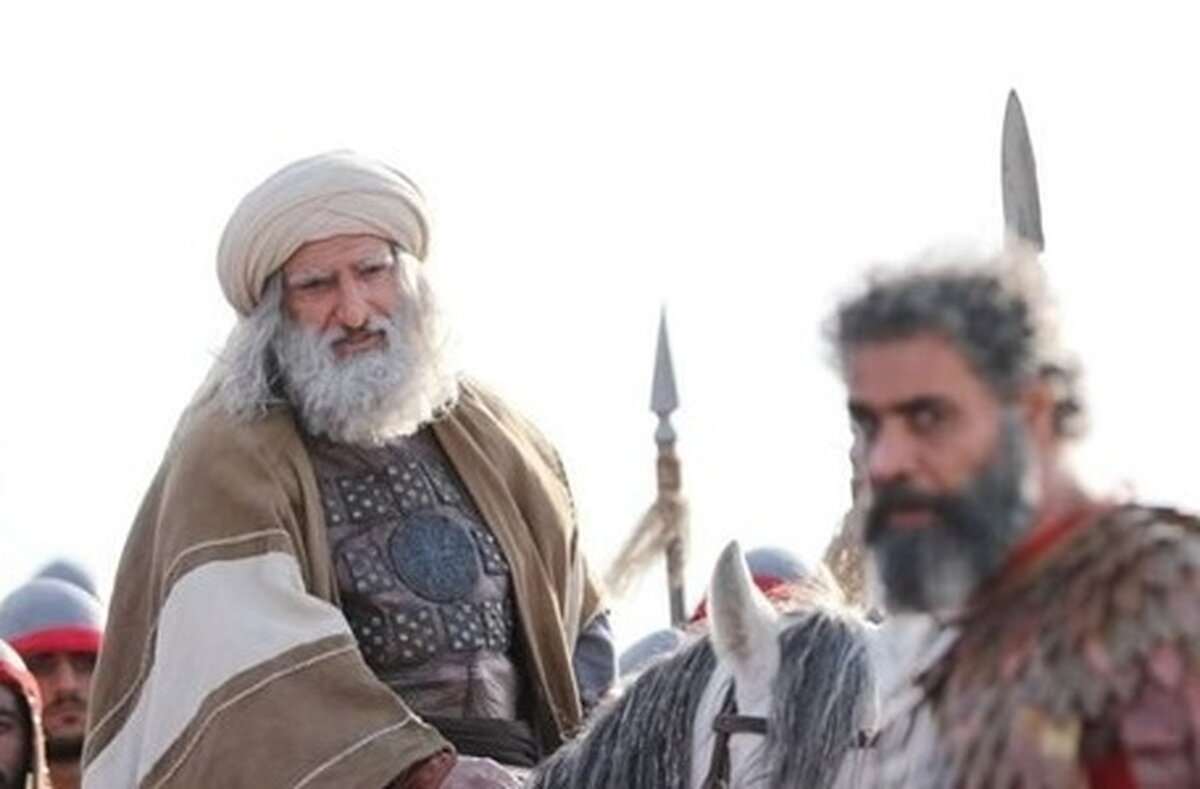 همه توصیه میکنند مالک را آزاد کنم!