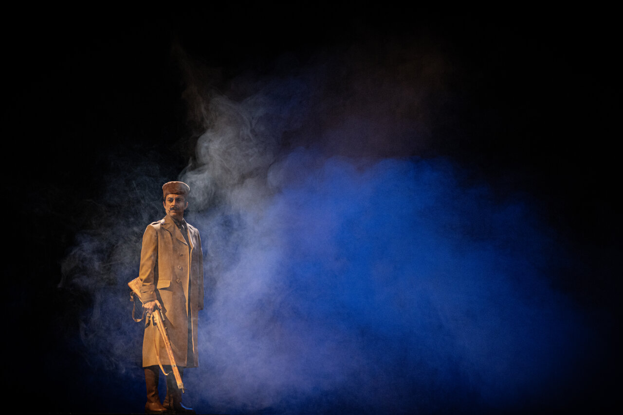 من ماژور اسماعیل خان هستم| زندگی کلنل پسیان را در تالار وحدت تماشا کنید