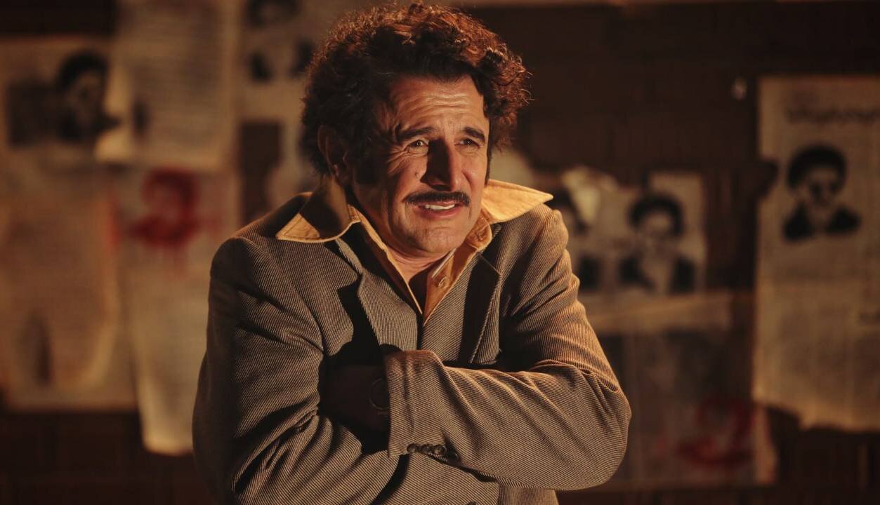 جدیدترین عکس امین حیایی در یک کمدی دهه پنجاهی