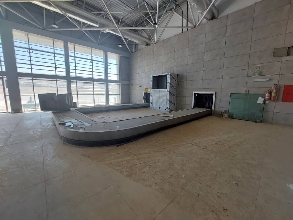 حاشیه های یک فرودگاه؛ از پرواز نمایشی در دوره روحانی تا ادعای حسام الدین آشنا | پایان ماجرا با فرود هواپیمای رئیس جمهوری | خوب است جایی ثبت شود که...