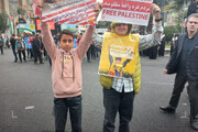تصاویر راهپیمایی اردبیلی‌ها با تراکتور | شعارهای کوبنده دانش‌آموزان در نقش‌ جهان را ببینید