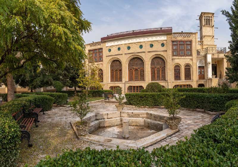 دیدار با دایی جان ناپلئون در حمام آبمنگل