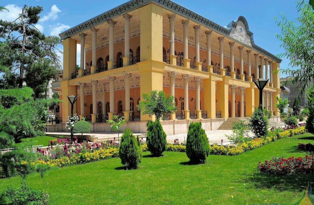 دیدار با دایی جان ناپلئون در حمام آبمنگل