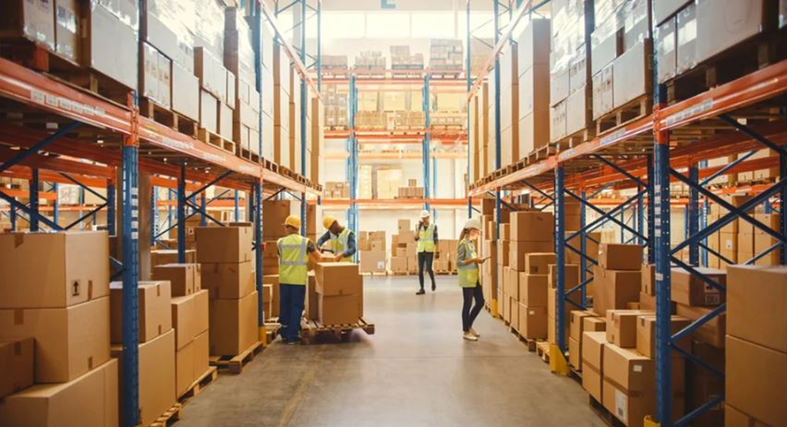 تفاوت بین انبارداری و لجستیک چیست؟
