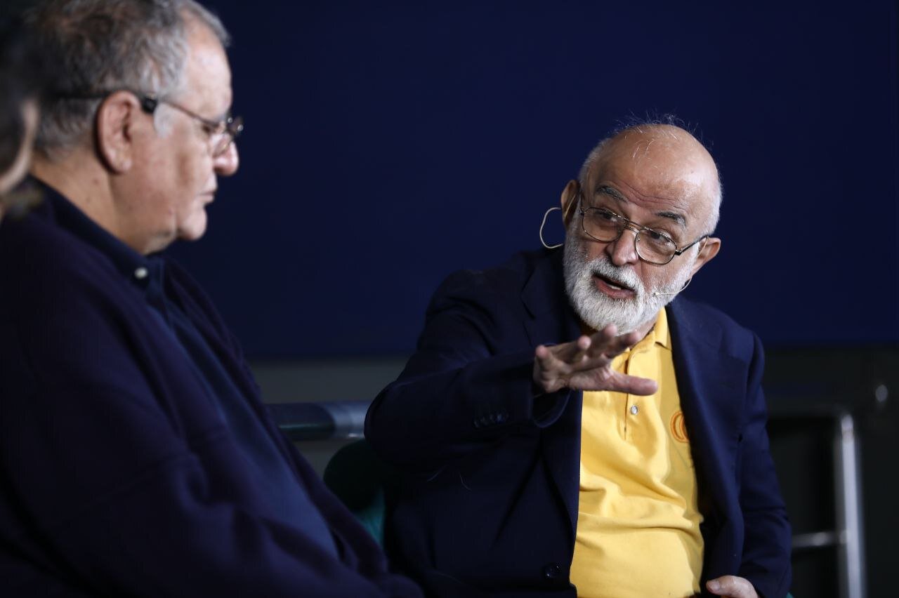 مخملباف برای کدام سینماگر حکم اعدام صادر کرد؟ | سینمای ایران از دولت هاشمی رفسنجانی تا عذرخواهی ایرج قادری از مردم