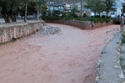 تصاویر سیلاب هولناک در محور گیلانغرب به سومار | شدت سیل را ببینید