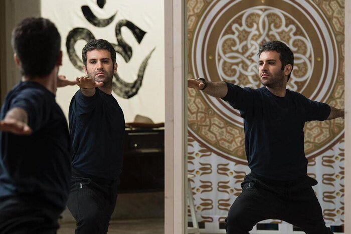 پوستر این فیلم عکس بازیگر نداشت اما فروخت