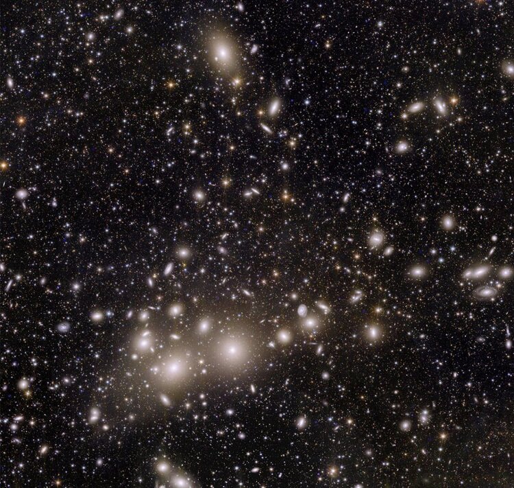 تصاویر خیرهکنندهای که تلسکوپ اقلیدس به زمین فرستاد | ۱۰۰ برابر بزرگتر از جیمز وب