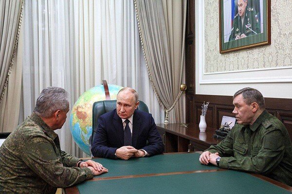 تصاویر بازدید پوتین از مقر مدیریت جنگ اوکراین در روستوف