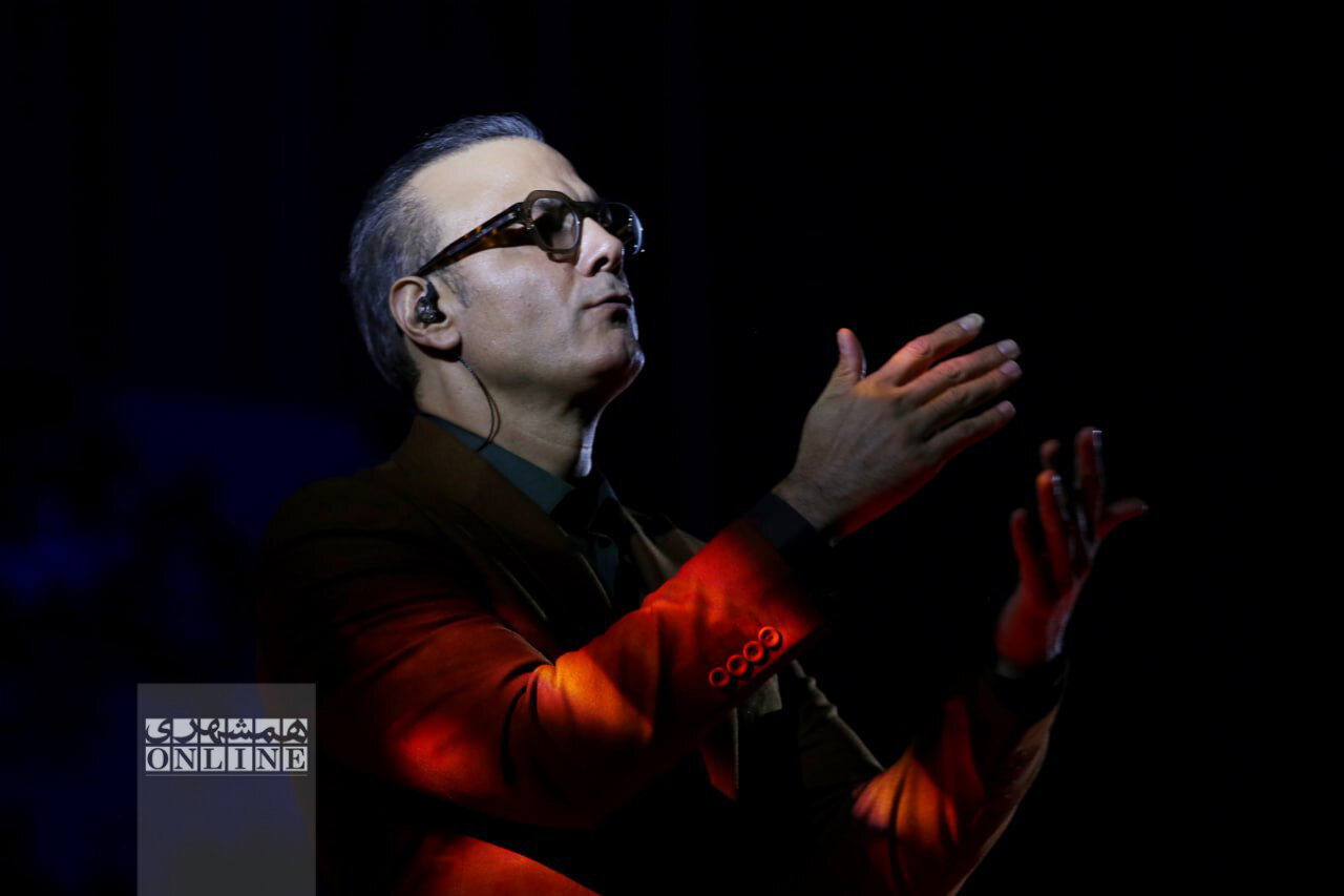 ادامه تور کنسرت علیرضا قربانی در اروپا + تصاویر