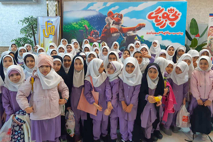 یک انیمیشن پرفروش به شهرهای بدون سینما میرود