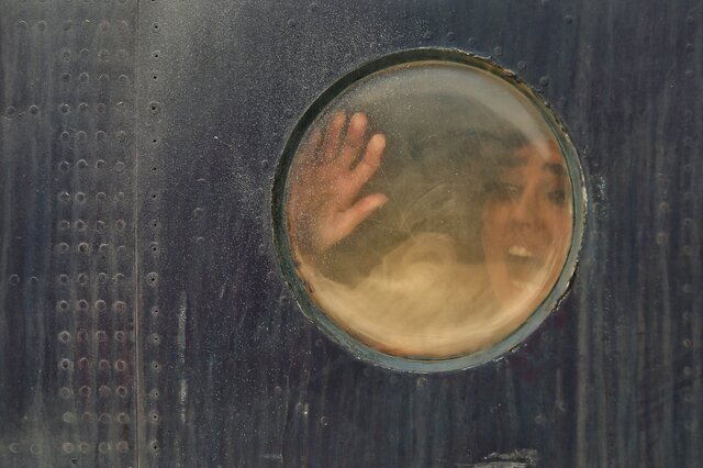 نخستین عکس از «احمد» در ۱۸ ساعت ابتدایی زلزله تراژیک بم