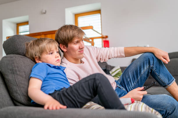 تأثیر رفتار والدین بر کودک ؛ کودکان آن چیزی میشوند که ما رفتار میکنیم ... | ارتباط سلامت روان والدین با چگونگی تربیت کودک