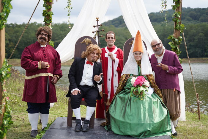 «هیس، هیچی نیس!» در راه تلویزیون + عکس