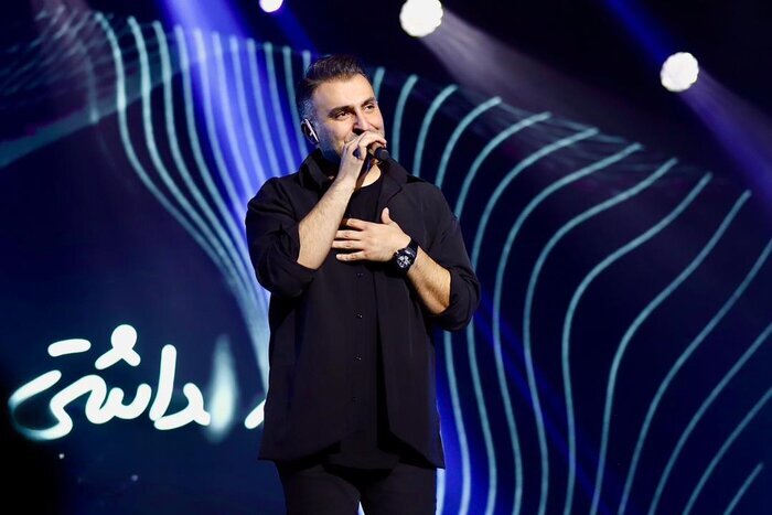 تصاویر اجرای آهنگ پاقدم در کنسرت طللیسچی | بازیکن آرژانتینی باشگاه استقلال هم آمده بود