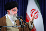 رهبر انقلاب: کاری که آمریکایی ها می‌خواستند در ایران انجام دهند، اکنون برای خودشان پیش آمده است