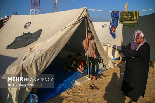 زندگی مردم غزه در اردوگاه‌های موقت
