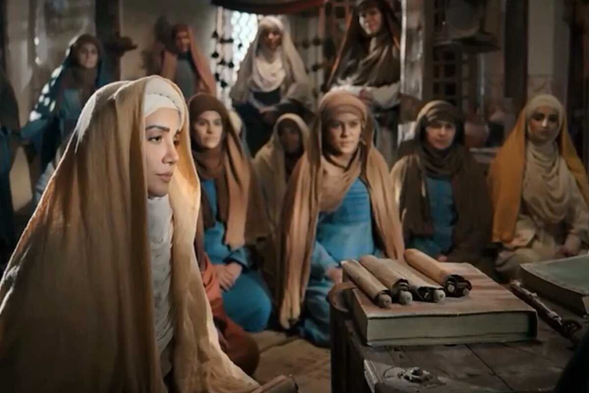 تصاویر لحظه عجیب تشییع حضرت معصومه (س) در یک فیلم سینمایی | من نمیدانستم باید چه کنم ...