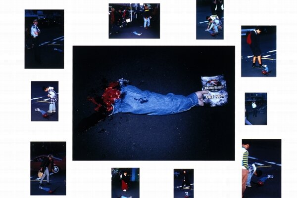 تصاویری جذاب از تبلیغات محیطی خارقالعاده فیلمها | ایدههای ساده اما جالب فیلمهایی مثل «بیل را بکش»، «بتمن میآغازد» و...