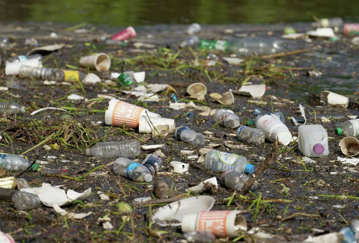پلاستیک محیط زیست رودخانه