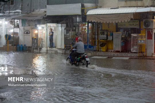بوشهر غرق در آب