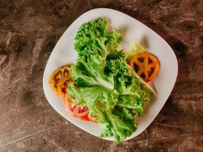 چگونه کاهو را در یخچال تازه نگه داریم؟ | ترفندهایی برای تازه نگه داشتن کاهو