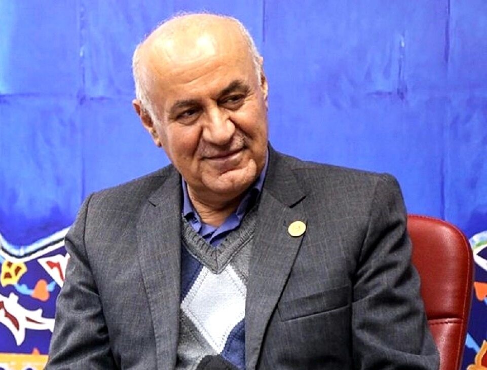 چه کسی نمیخواهد مطالبات پرستاران محقق شود؟ | کارانه پرستاران یک میلیون، پزشکان ۱۵۰ میلیون | کمبود پرستار جان بیماران را به خطر میاندازد