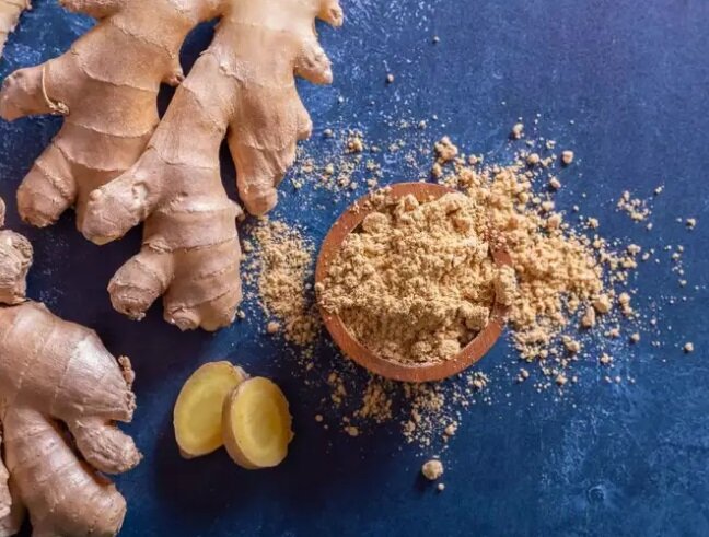 کاهش ناگهانی قند خون با مصرف زیاد این ادویه | عوارض و مضرات زنجبیل را بدانید