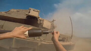 تصاویر حساس هدف قراردادن تانک اسرائیلی توسط گروه مقاومت در فاصله ۱۰۰ قدمی