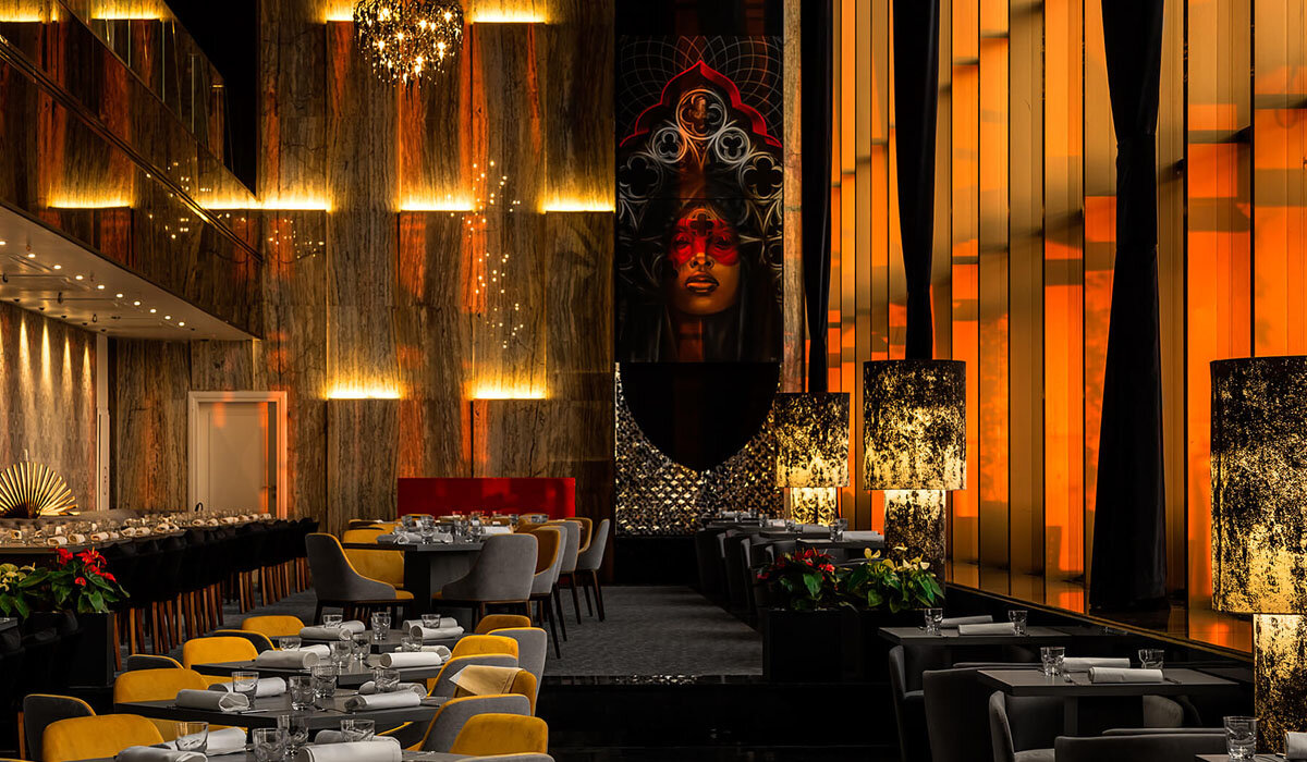 مقایسه هتل اسپیناس پالاس تهران و هتل اسپیناس بلوار