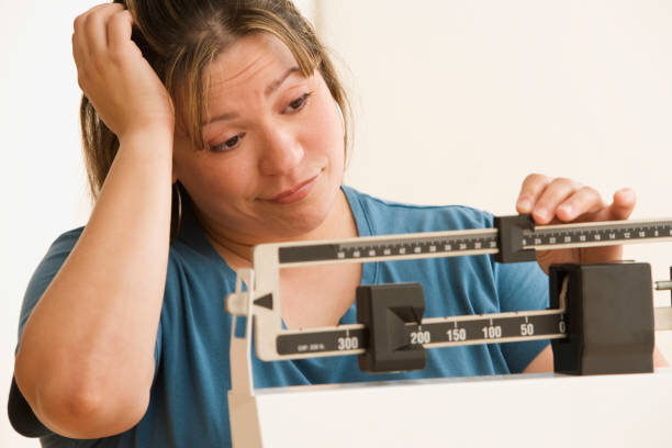 عوارض و خطرات انواع عمل‌های لاغری و کاهش وزن | بعد از عمل نمی‌توانید هر چه می‌خواهید بخورید