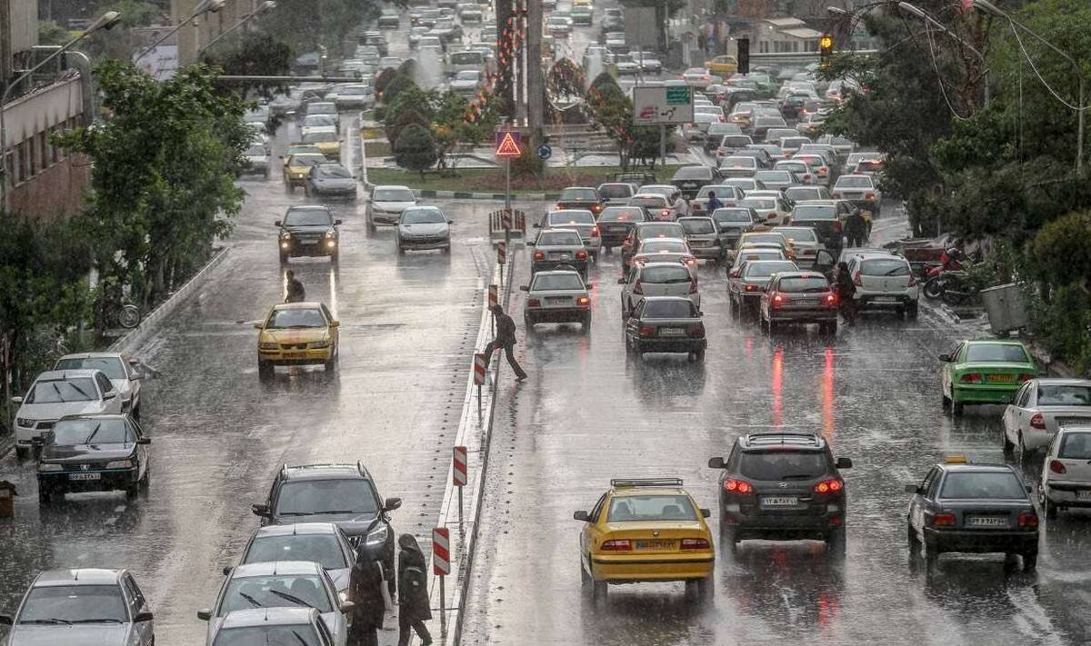 ترافیک و باران