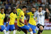 تصاویر لحظه درگیری هواداران آرژانتین و برزیل | واکنش مسی را ببینید