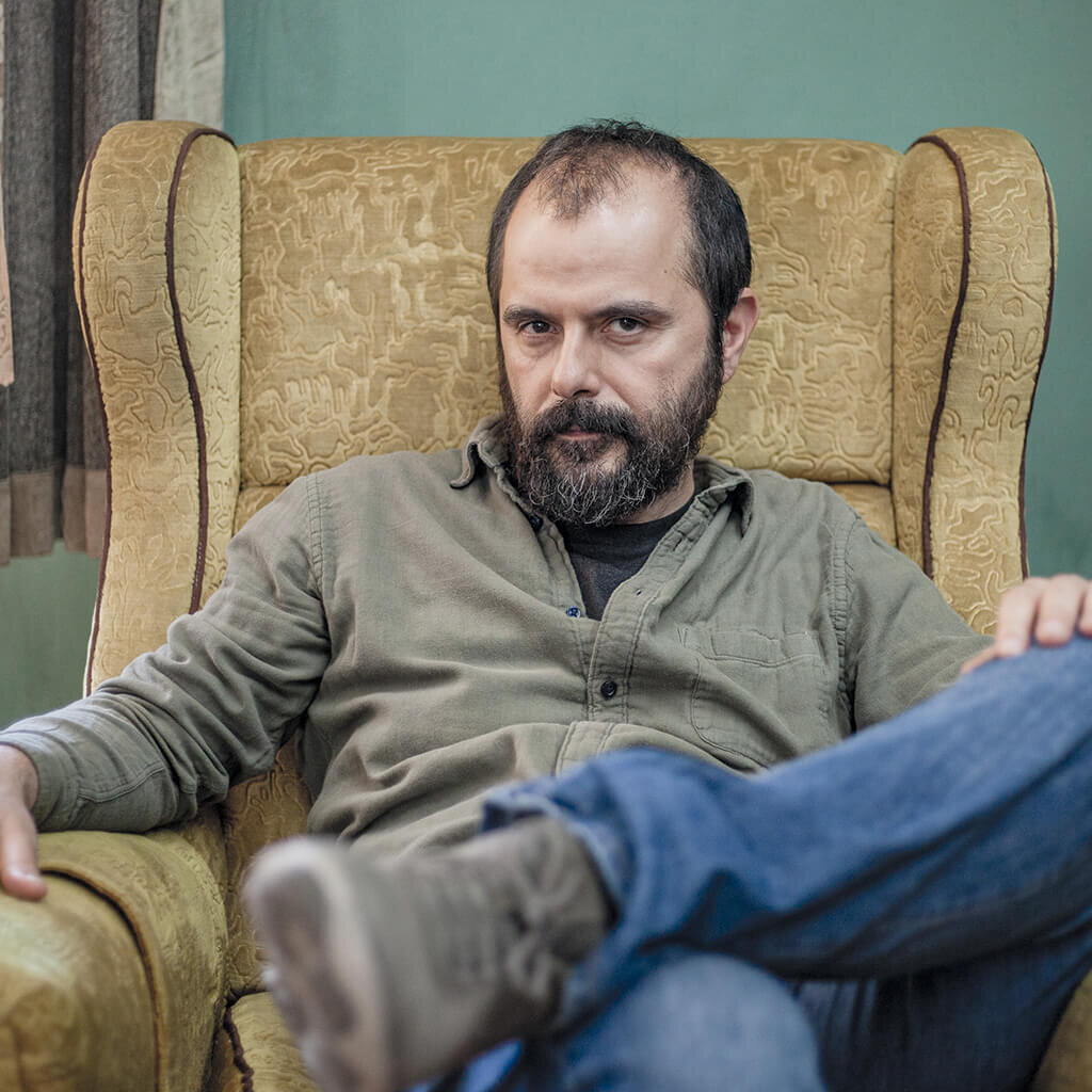 چرا فیلم جدید علی مصفا مثل کارهای خاطره انگیزش به دل نمی نشیند؟ | بازیگری که متخصص هیچ کاری نکردن است