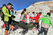 تصاویر تلاش تیم‌های امدادی برای یافتن کوهنوردان مفقود در اشترانکوه