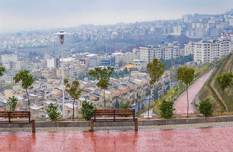 شکم گردی در بامها | اینجا تهران زیرپایتان است