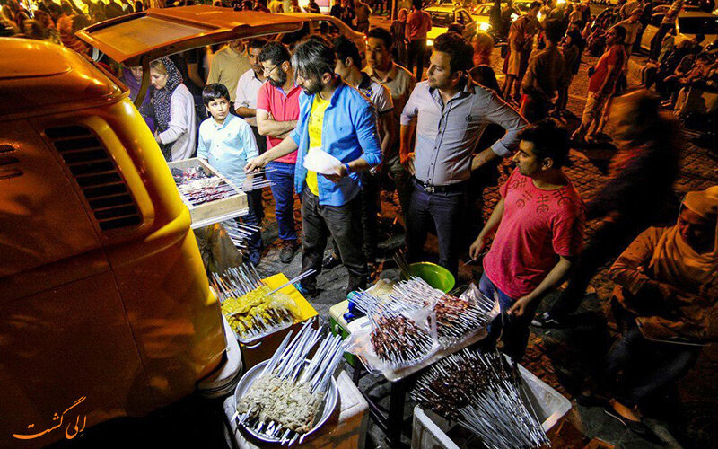 خیابان گردی با طعم غذاهای لذیذ