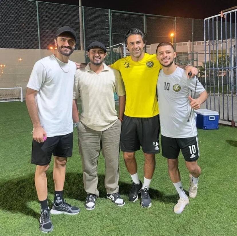 عکس| آشتی کنان مجیدی و یک استقلالی در تمرین اتحاد | بازیکن اخراجی به دیدن فرهاد رفت