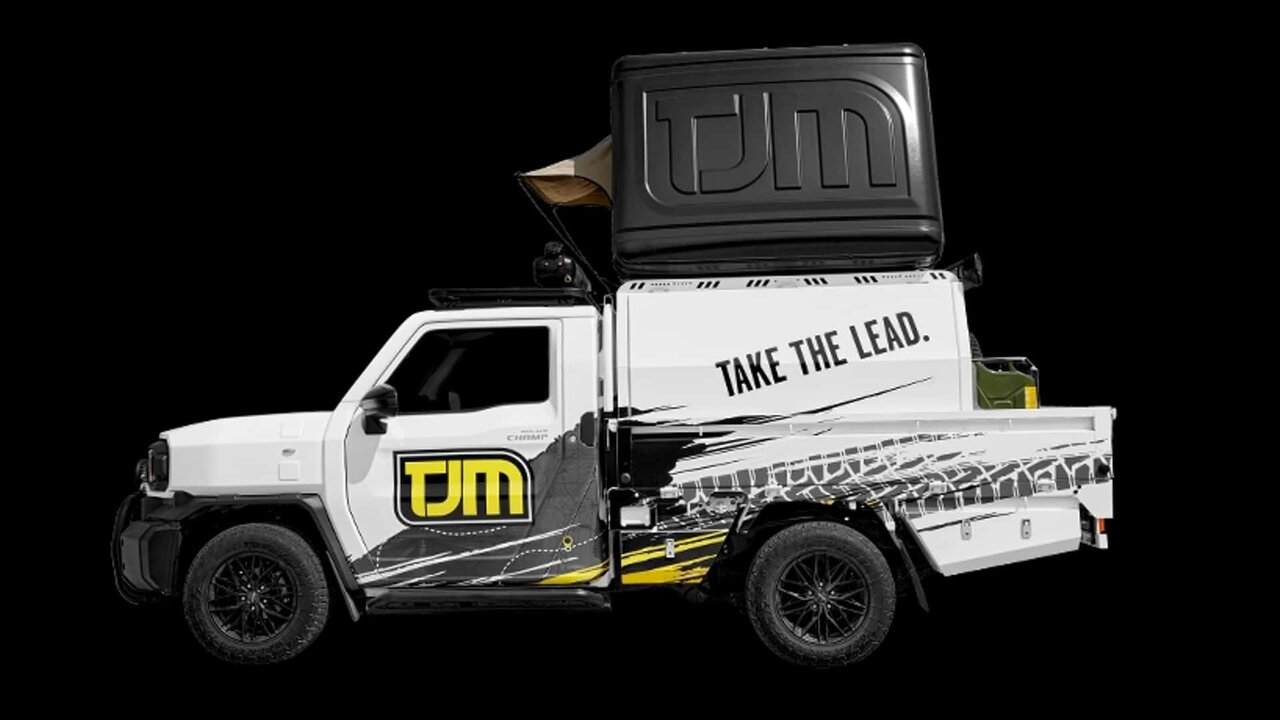 تصاویر | رونمایی از هایلوکس ۶۵۰ میلیون تومانی تویوتا | این وانت با هزینهای اندک تبدیل به کمپر میشود