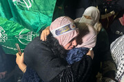 تصاویر خداحافظی متفاوت اسرائیلی‌ها با رزمندگان حماس | لحظه استقبال از اسرا را ببینید