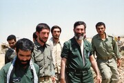 تصاویر دیده نشده از سخنرانی آیت‌الله خامنه‌ای  با لباس نظامی