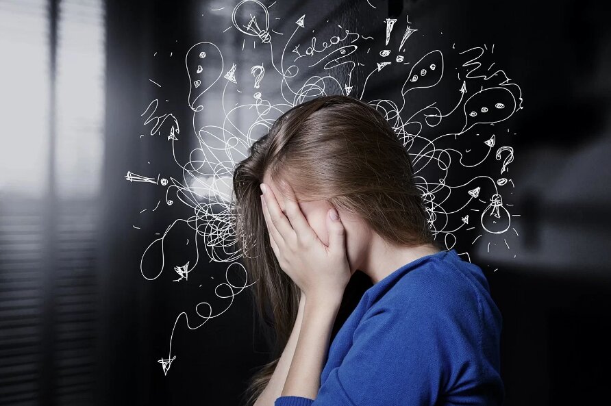 اگر اضطراب شدید دارید، این ۳ توصیه را پشت گوش نیندازید | از کجا بفهمیم تراپی‌لازم هستیم؟ | خیلی‌ها فکر می‌کنند اضطراب خودش خوب می‌شود