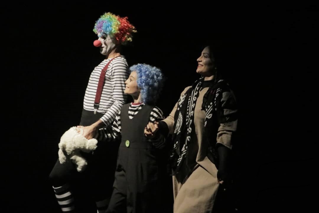 جهان امروز بیشتر از هرچیزی به صلح نیاز دارد | سربازی که به جای اسلحه پیام صلح به جنگ میبرد